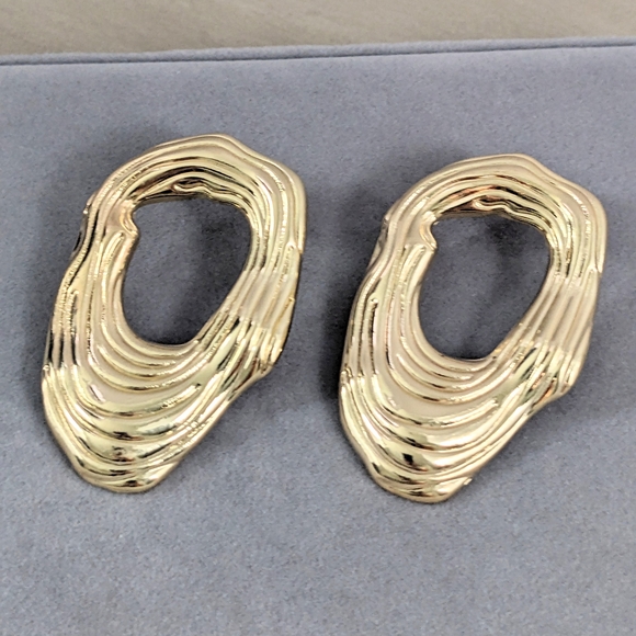Sculpted Gold-Tone Earrings - Picture 2 of 2